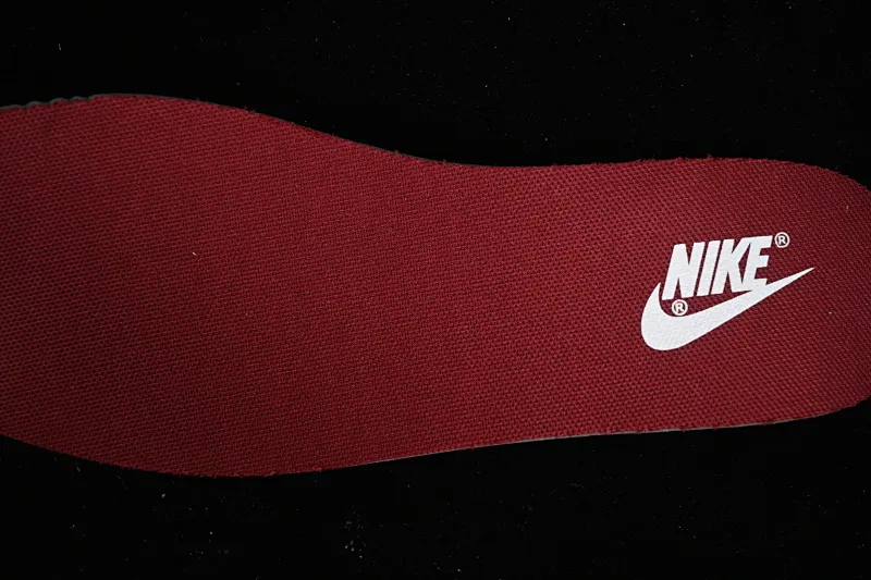 All Categories Nk SB Dunk Series Nk SB Dunk Low Low-top sneakers Nk Dunk Low Panda Prank Year of the Dragon limited team red SB low-top casual sneakers DD1391-601